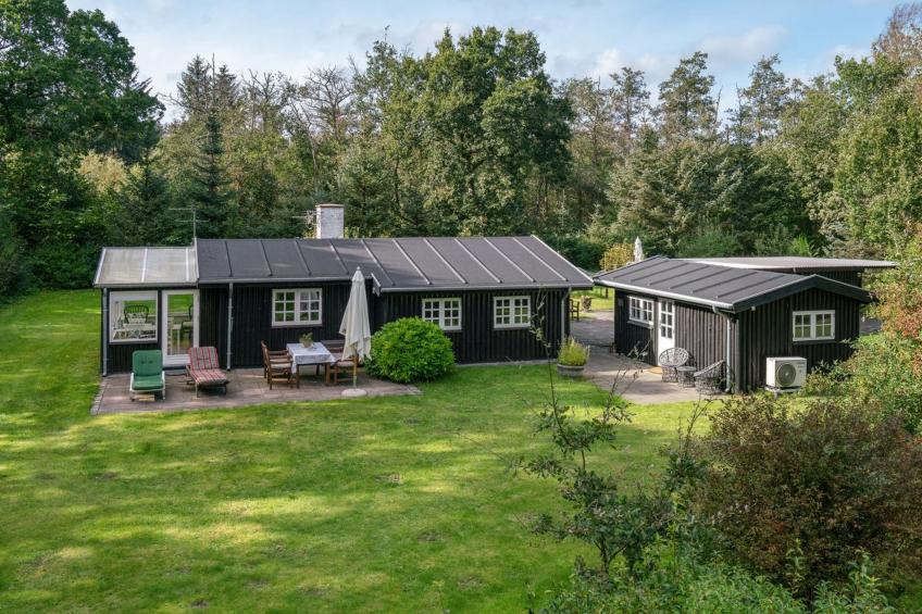 "Arnborg" - 2km from the sea in NE Jutland