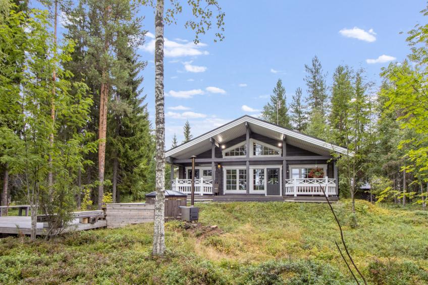 Villa white water