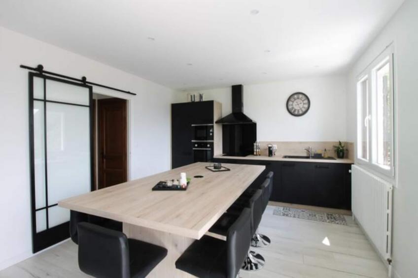 Confortable Chalet - Vue Sur Le Lac D’aiguebelette - foto 4