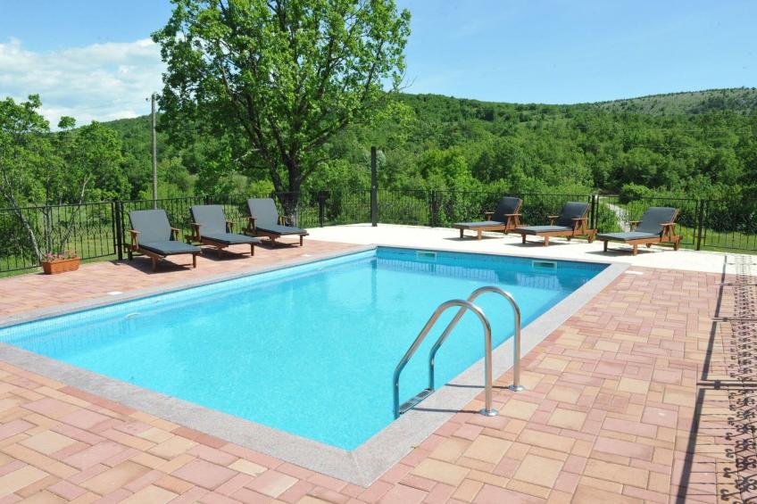 Alleinstehendes Ferienhaus mit Swimmingpool - foto 28