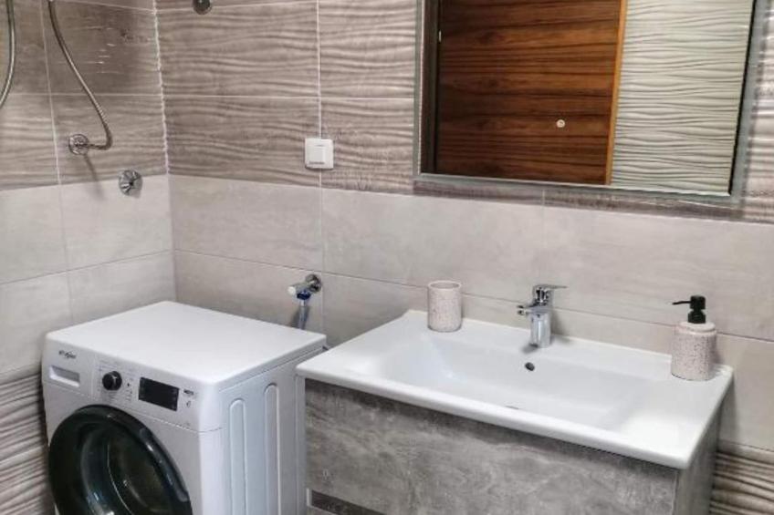 Apartment Penthouse Ivan- Two Bedroom Apartment  with Rooftop Swimming Pool - foto 25