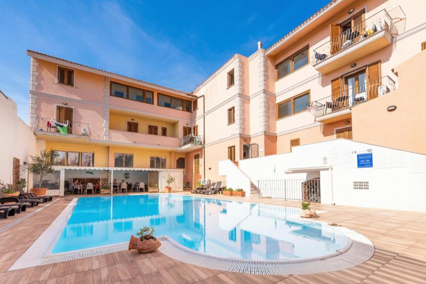 Cristal Blu Mono 3 With Shared Pool - foto 12