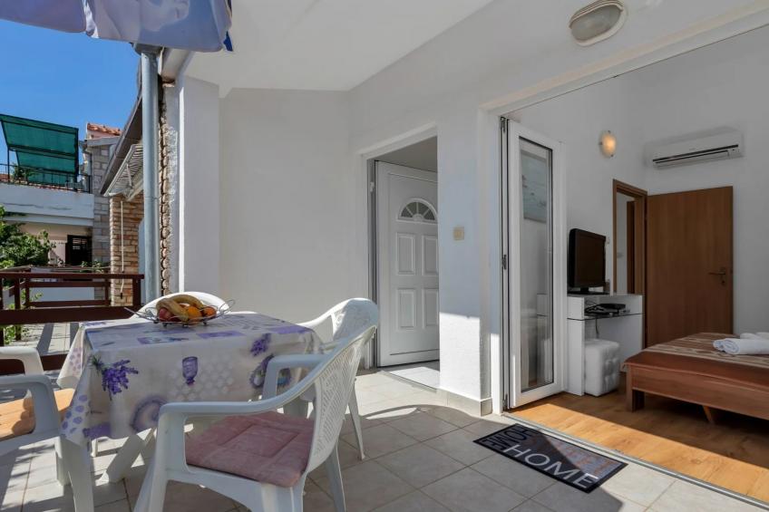 Seaside Retreat- Villa Ruža, Hvar island-Three Bedroom Holiday Home with Sea View - foto 11