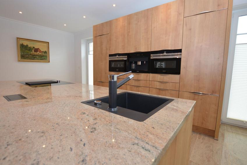 Merzijana Eerdgeschoss in Stinteck - foto 15