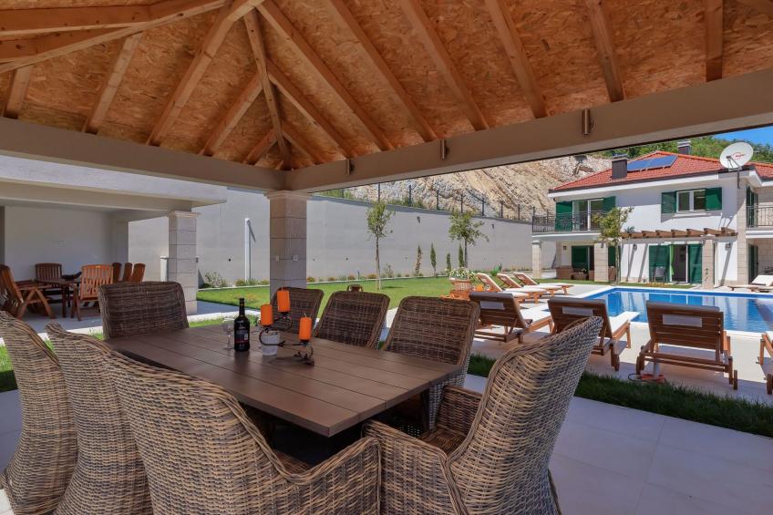 Villa mit Panorama - foto 2