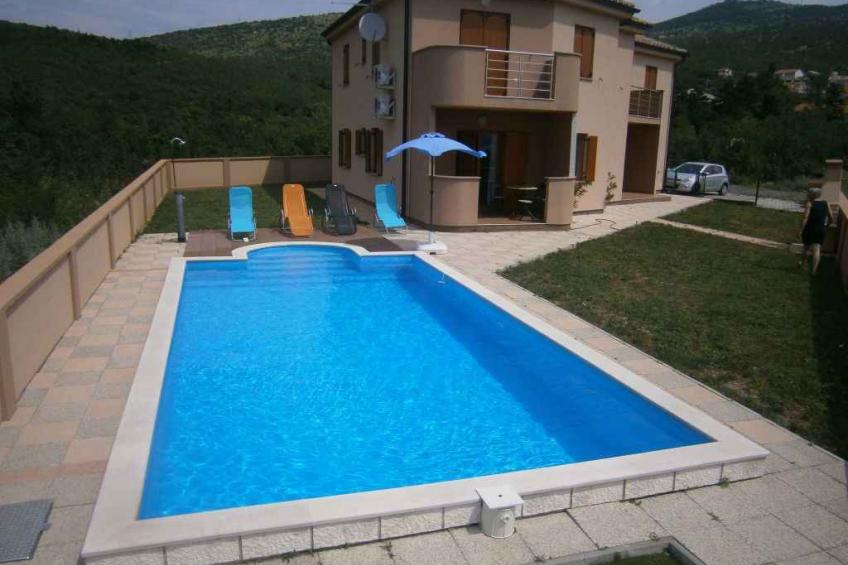 Holiday apartment with pool - BF-86XX