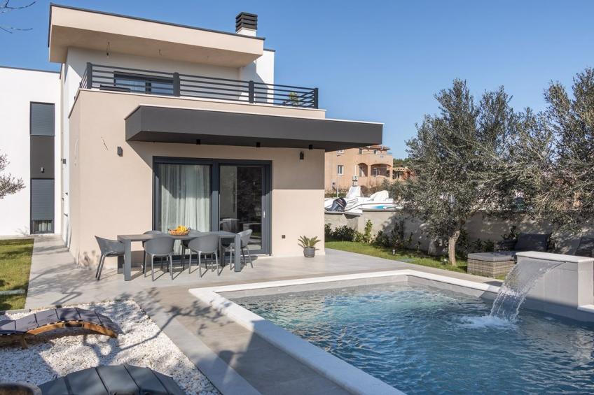 Holiday home with pool and sun loungers - BF-WDX3F - foto 10