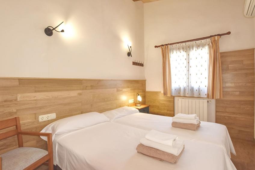 Finca mit großem eingezäunten Pool und Klimaanlage. - foto 38