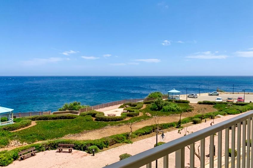 Seafront apartment in Gozo, Marsalforn - foto 13