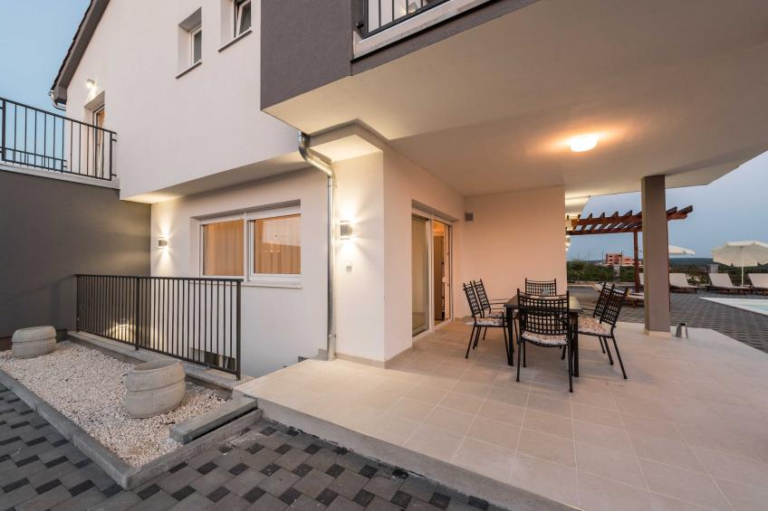 Luxury Escape with Swimming Pool & Modern Design - Deluxe Four Bedroom Villa with Sea View and Private Pool (Villa 5) - foto 28