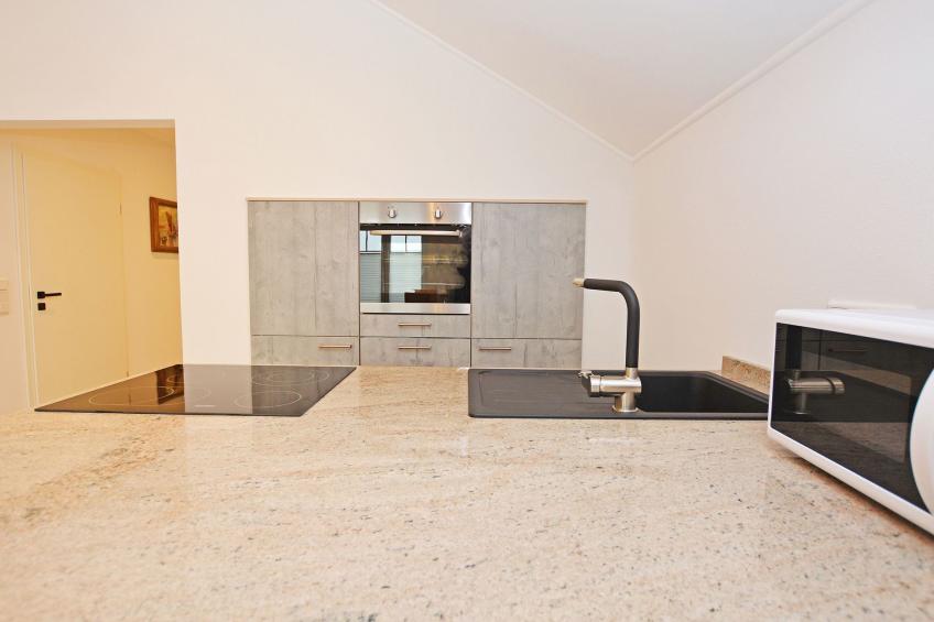 Merzijana Dachgeschoss in Stinteck - foto 9