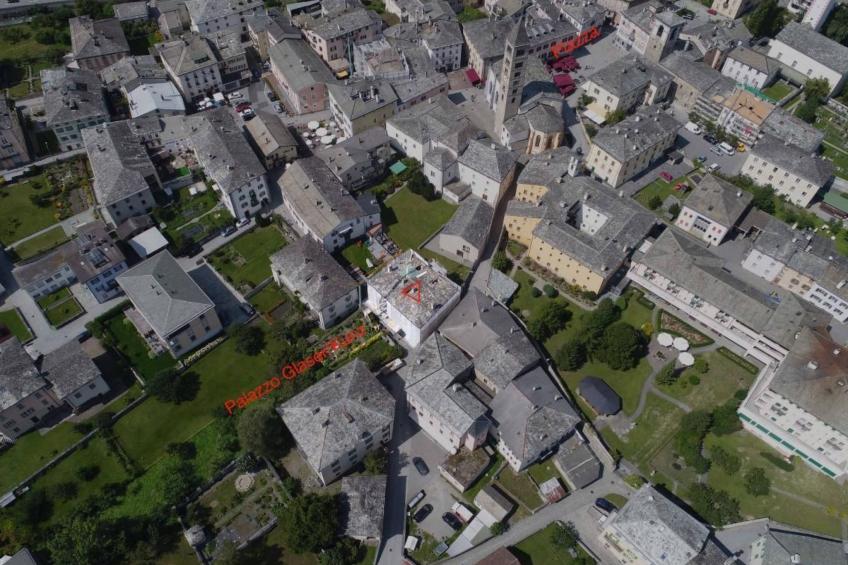 Bündner Zuckerbäckerpalazzo unter Denkmalschutz - foto 19