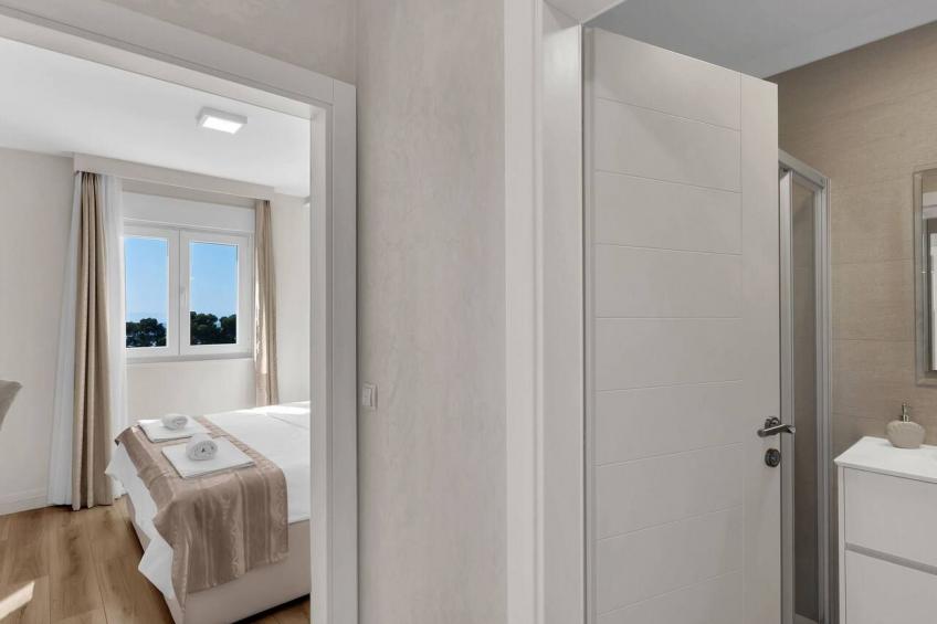 Apartment Hrvoje - nur 50m bis zum Meer - foto 13