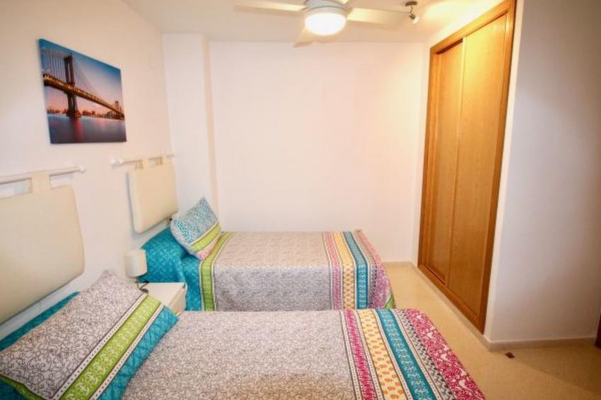 APARTAMENTO POSTIGUET CON BALCON - foto 29