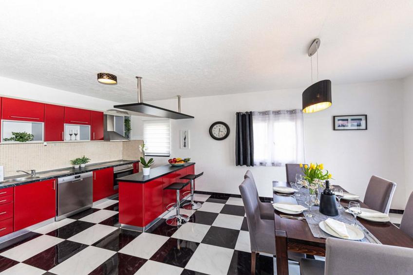 Exquisite Spacious Villa Bufaline with Pool and Gym - Eight Bedroom Villa with Pool and Gym - foto 9