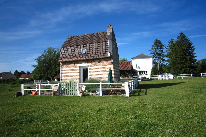Jolie petite maison Picarde au bord de l'eau