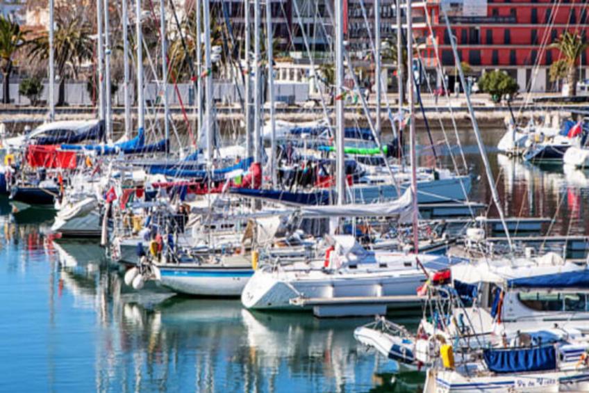 Sunny Seaside Escape - foto 18