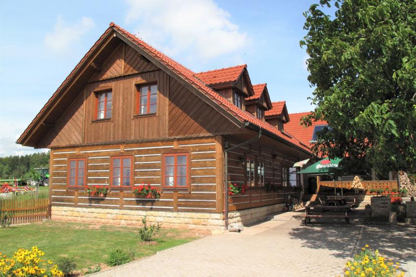 Haus Kaprasova (ULJ100)