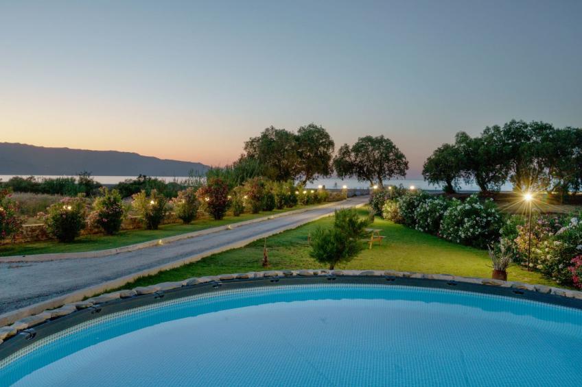 Neue Strandvilla SixStars in Chania, mit Sauna