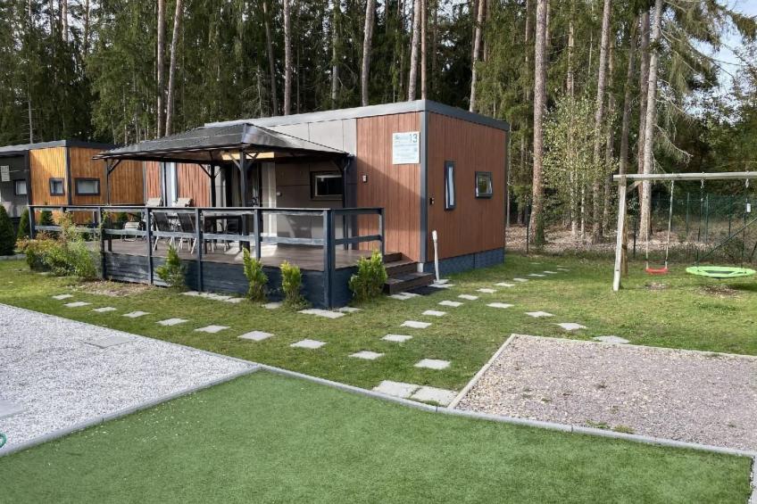 in Wackersdorf mit Grill, Terrasse und Garten