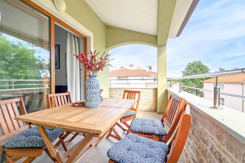 Vakantiehuis met verwarmd zwembad, biljart en tuinhuisje - BF-3CH77 - foto 3