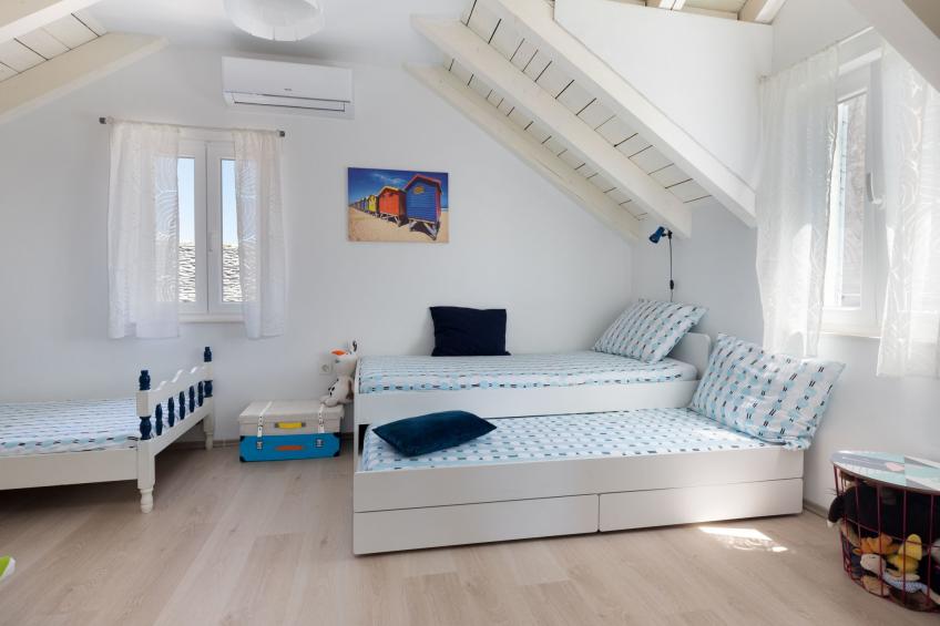 Ruhige Villa mit weitläufigem Garten, ideal für Familien mit Kindern - foto 17