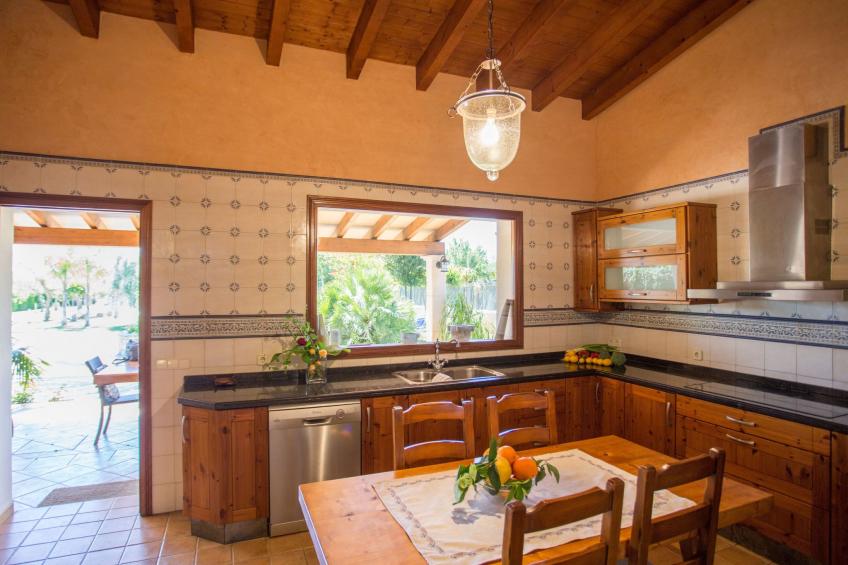 Finca mit Tennisplatz und Schwimmbad - foto 35