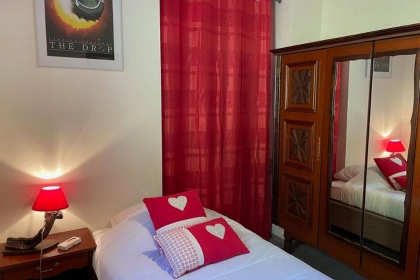 in Aiguebelette-Le-Lac mit Garten, Terrasse und Grill - foto 11