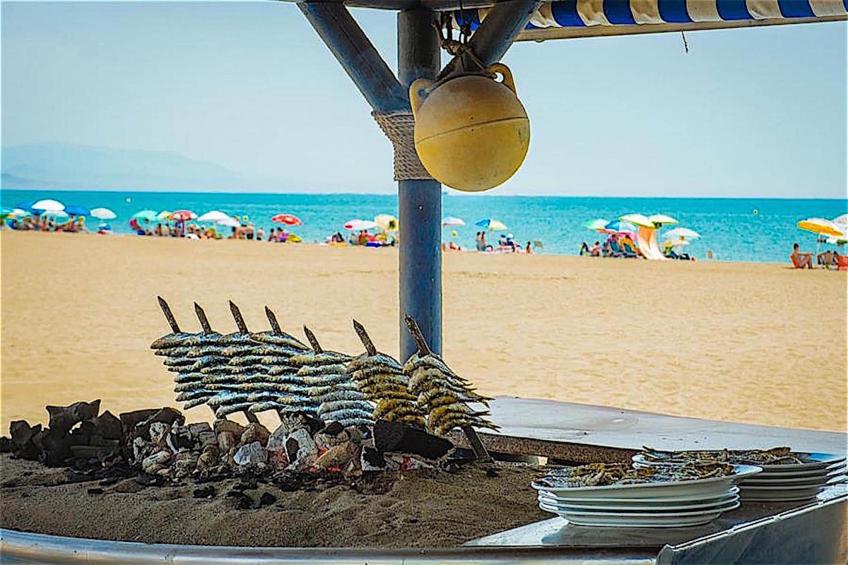 3-Bedroom Apartment with Sea & Mountain Views - foto 28