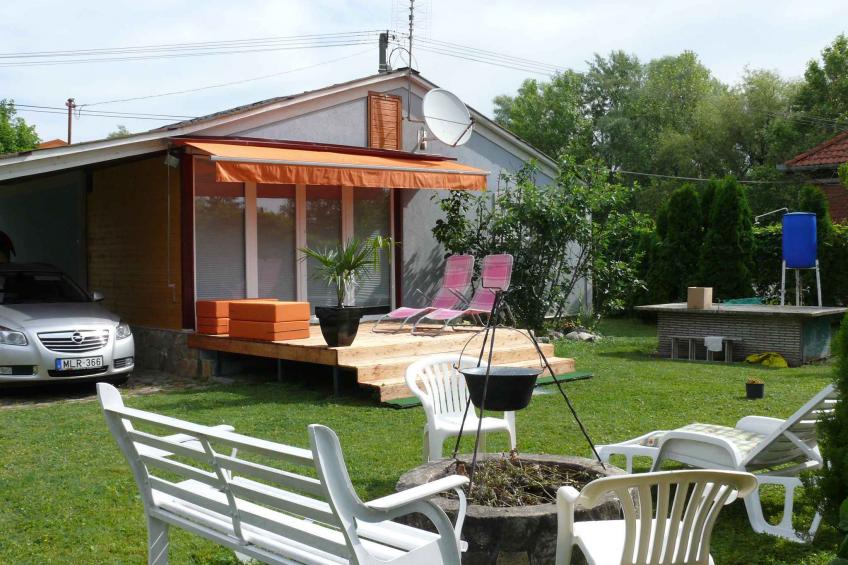 Holiday house near the beach with garden shower - BF-DWZ2