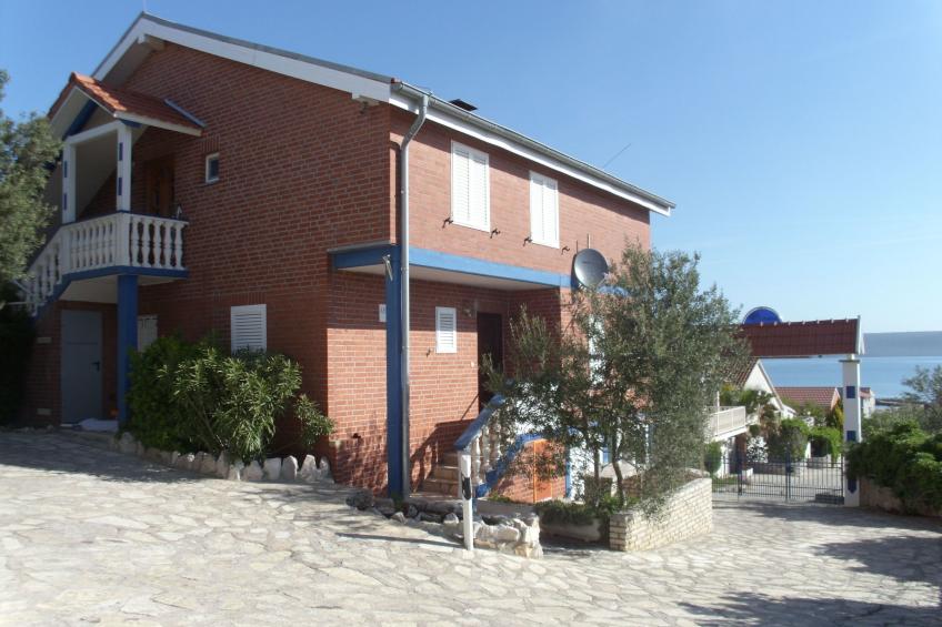 FeWo 2, mit 1. Schlafzimmer für 4. Personen mit Balkon im ersten Obergeschoss g - foto 2