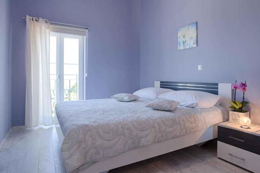 Luxuriöse Villa mit Pool, großem mediterranen Garten und Kinderspielplatz. - foto 30