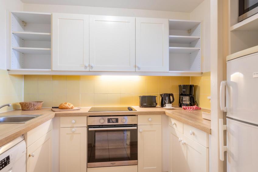Pierre & Vacances Village Pont Royal en Provence Apartment 8 people - 2 bedrooms + 1 sleeping alcove - Balcony - Air-conditioned - Renovated - foto 4