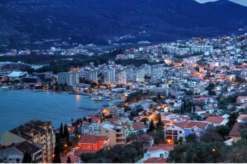 Seaside Serenity – Fresh & Modern Apartments in Igalo - Standard One Bedroom Apartment 6 - foto 12