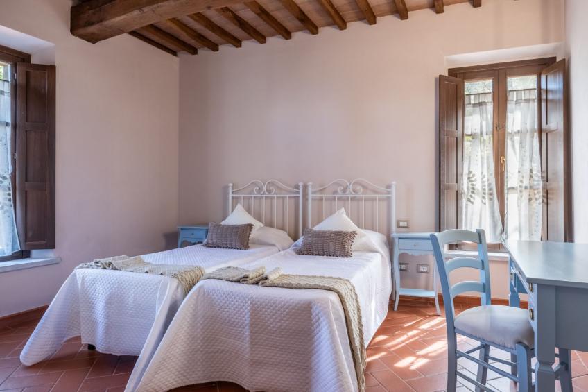 für 10 Personen und 4 Kinder in Chianni, Toskana (Provinz Pisa) - foto 43