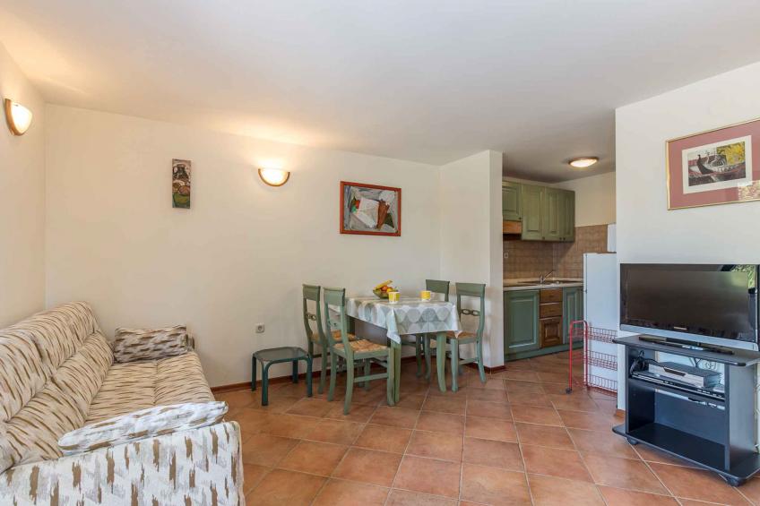 Holiday apartment Rubesa Quiet by the sea, surrounded by greenery, parking, mineral zone - BF-7ZY6T - foto 15