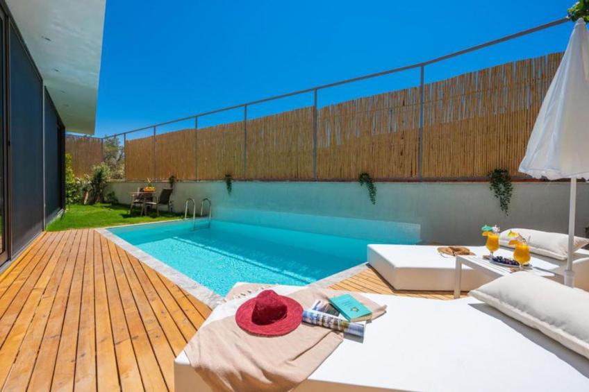 Schöne Villa mit großem Pool - foto 3