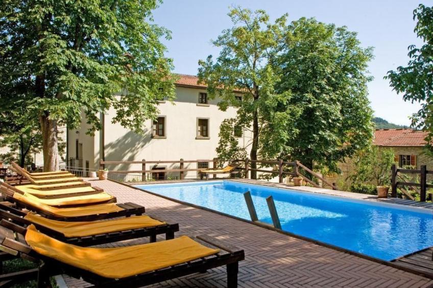 Wohnung in einer alten Villa mit Schwimmbad - foto 6