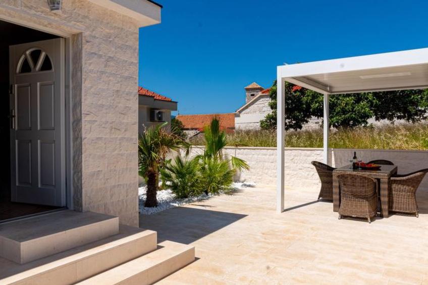 Suartini Viganj mit einem Pool - foto 63