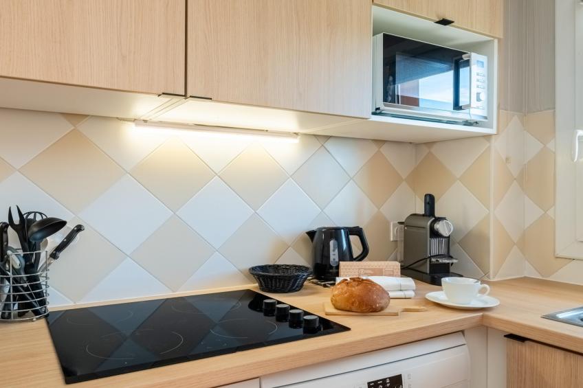 P&V Premium les Rives de Cannes Mandelieu Apartment 5 people - 1 bedroom - Terrace or balcony - River view - Renovated - foto 11