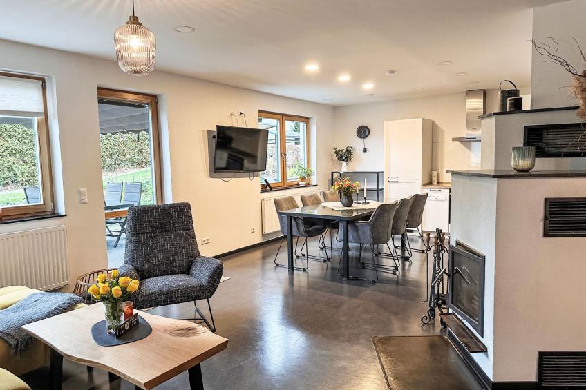 Schönes Ferienhaus in Neundorf mit Großer Terrasse - foto 2