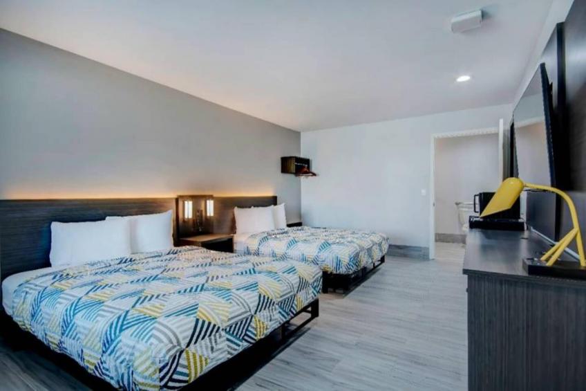 2 Queen Beds  Non-Smoking - foto 10