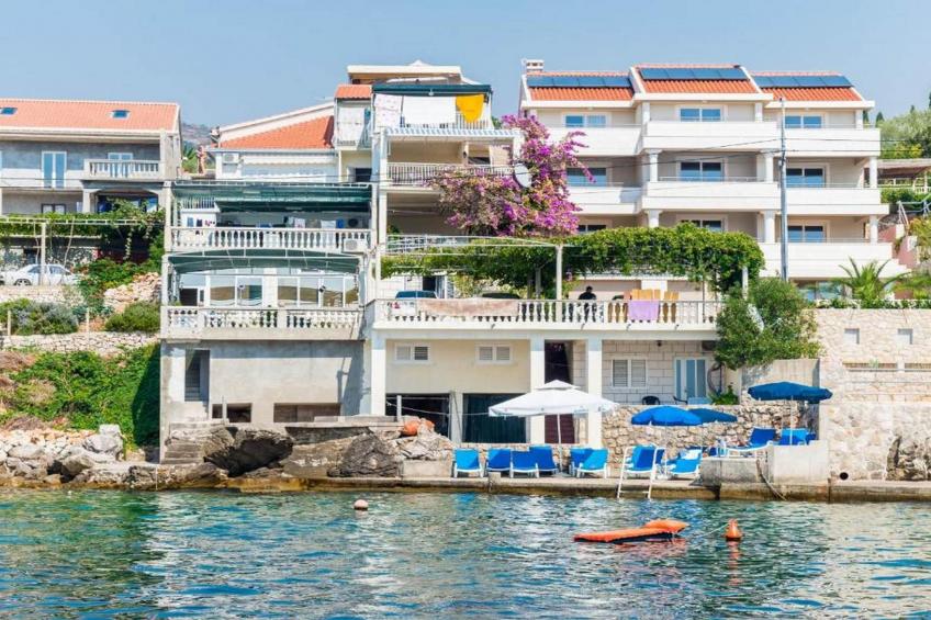 Apartments Rašica Molunat- Standard Studio Apartment with Patio and Side Sea View (Apt 14) - foto 11