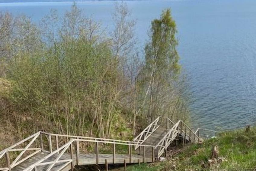 Ein  kleines Holzhaus - foto 13