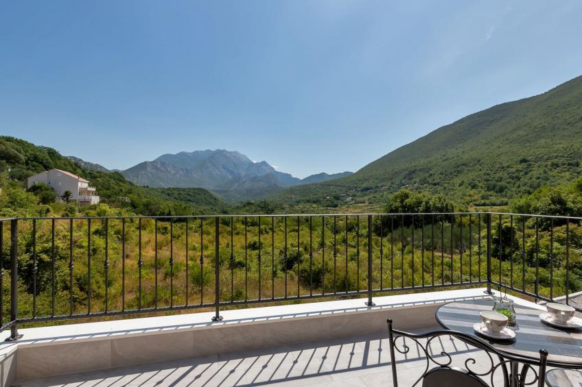 Alleinstehende Villa Slime mit Pool und Garten - foto 39