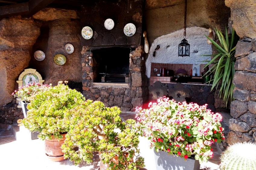 Schlafen in einer vulkanischen Höhle - foto 12