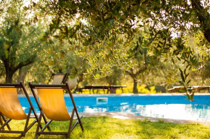 In einem Bauernhaus in den Hügeln, mit Garten und Pool - foto 34