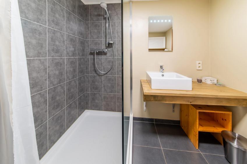 magnifique habitation pour 8 adultes avec Sauna et bain à Bulles - foto 30