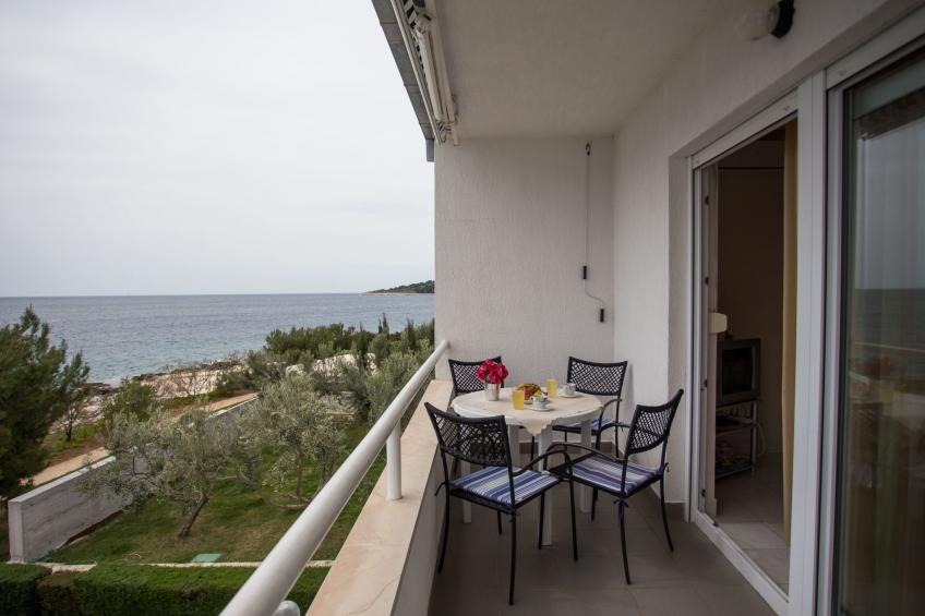 mit Blick auf das Wasser - foto 15