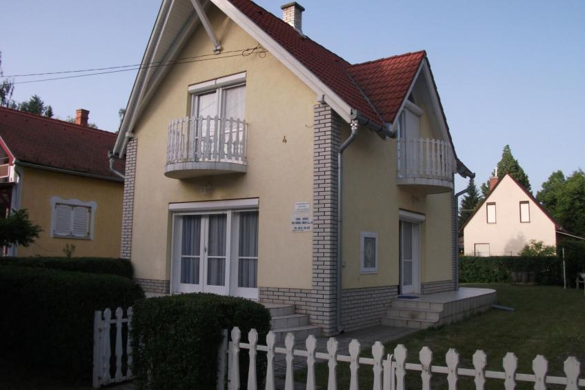 mit Terrassen, Balkonen sowie Parkplatz - foto 13